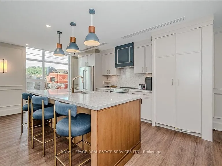 460 Dundas St E #1102 — Photo 38
