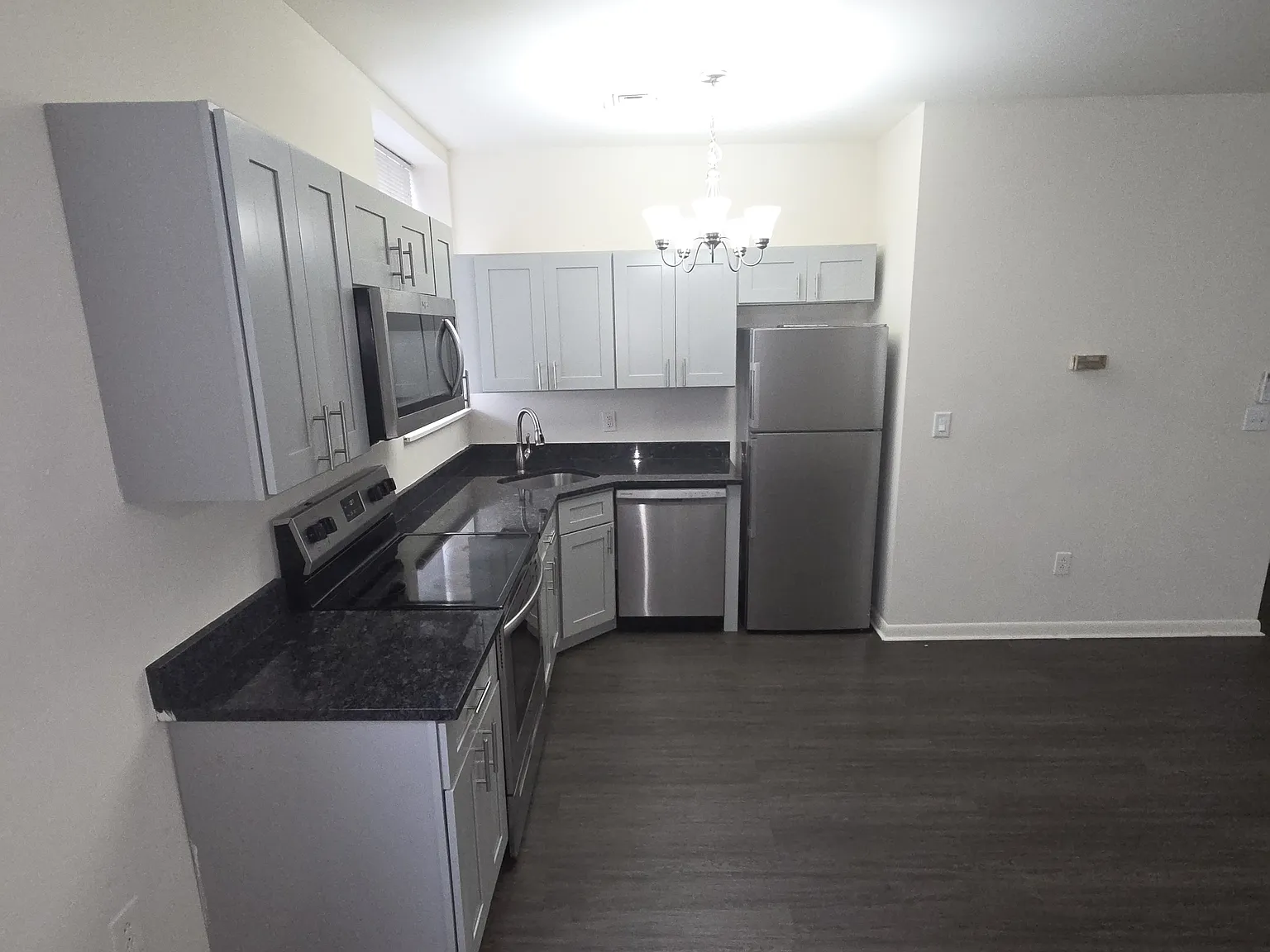 201 Tonnele Ave — Photo 3