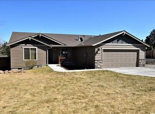 2770 SW 32nd St, Redmond, OR 97756