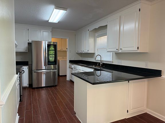 5th image of 209 Marlowe Dr