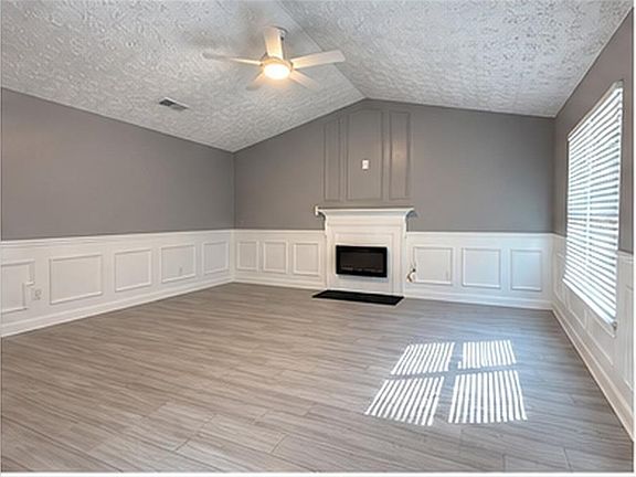 4th image of 5856 Rock Rd