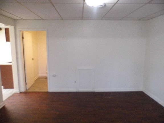 4th image of 1501 Hertel Ave APT 18