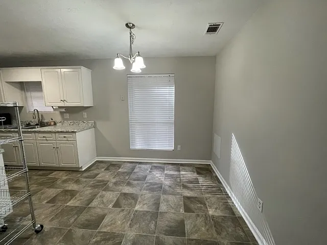 3114 Ocean Dr — Photo 10
