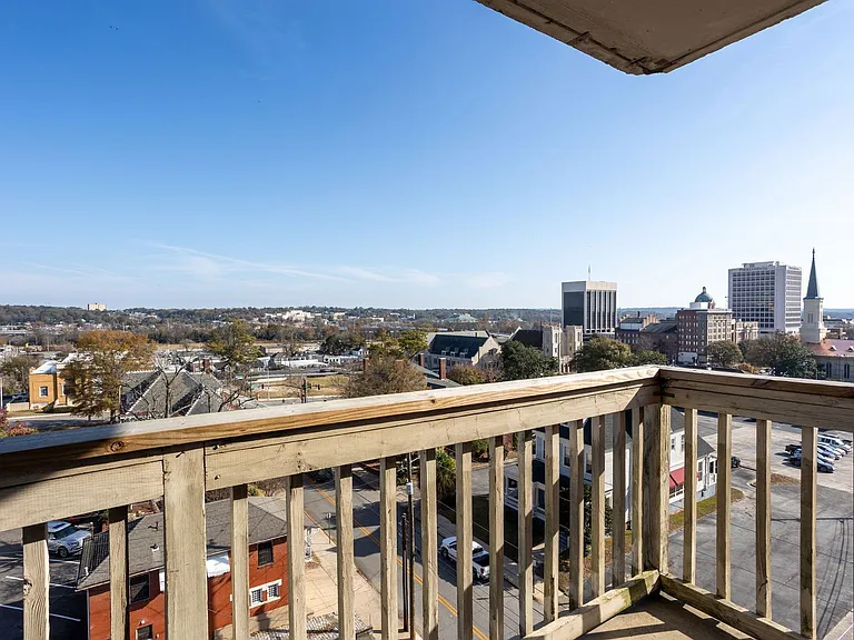 Ashley Towers — Photo 15