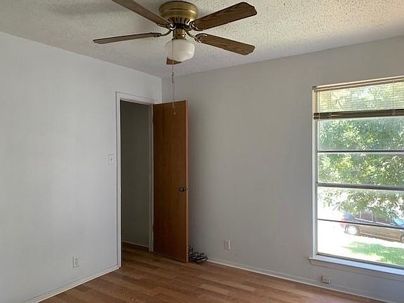 4th image of 9003 Sparkling Creek Dr #4