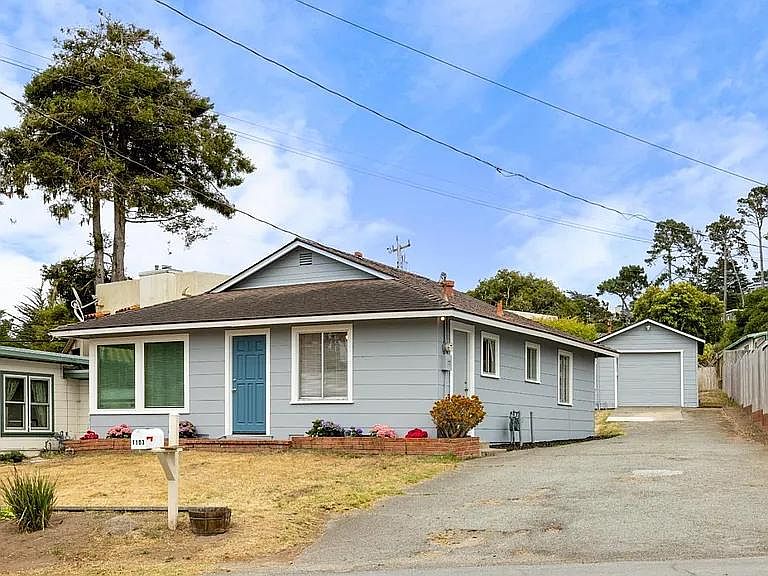 1st image of 1107 Presidio Blvd