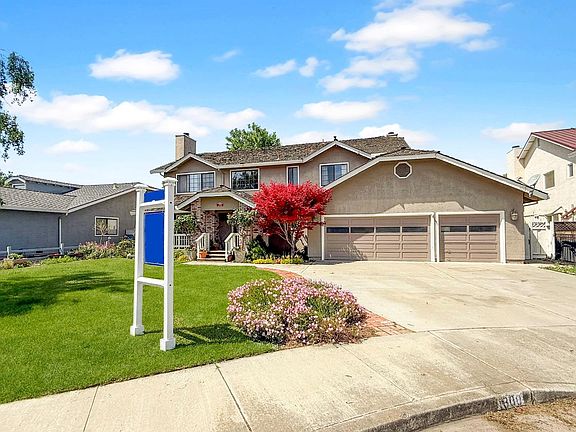 2nd image of 1800 Nora Dr