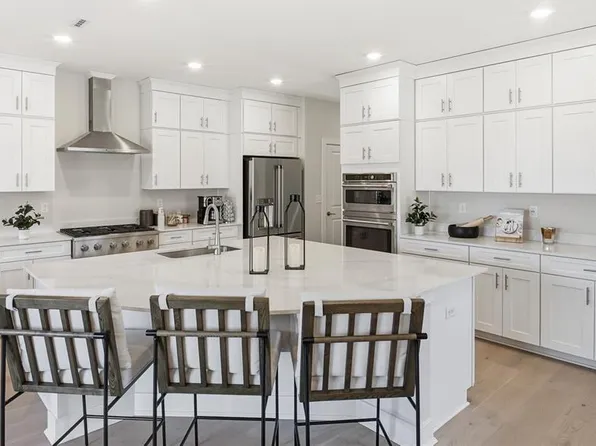 7 Pimlico Pl, Oakland, NJ 07436