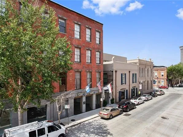 448 Julia St APT 203, New Orleans, LA 70130