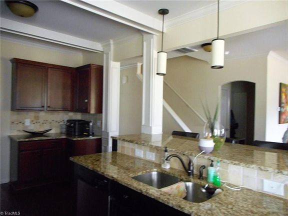 4th image of 5502 Oakgate Dr