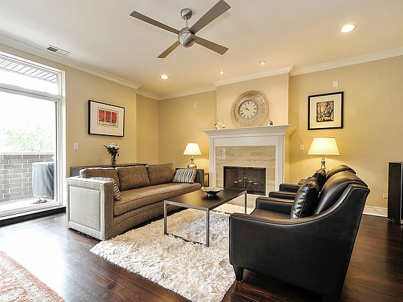 2nd image of 2224 W Touhy Ave APT 2E