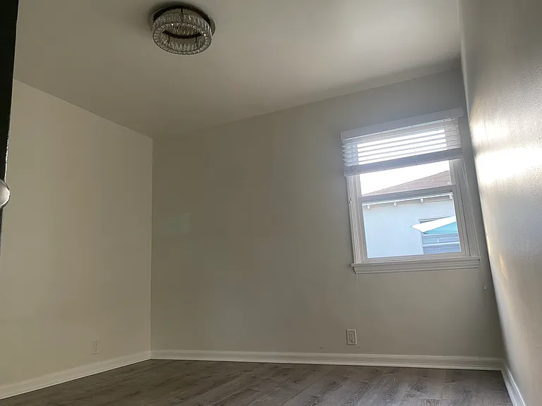 5153 Overland Ave — Photo 4