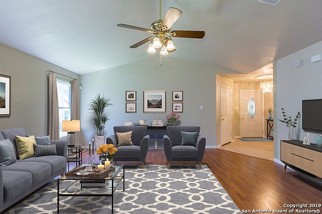1st image of 1026 Magnolia Hl