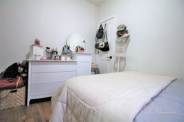 Rented by Ideal Properties Group | media 22