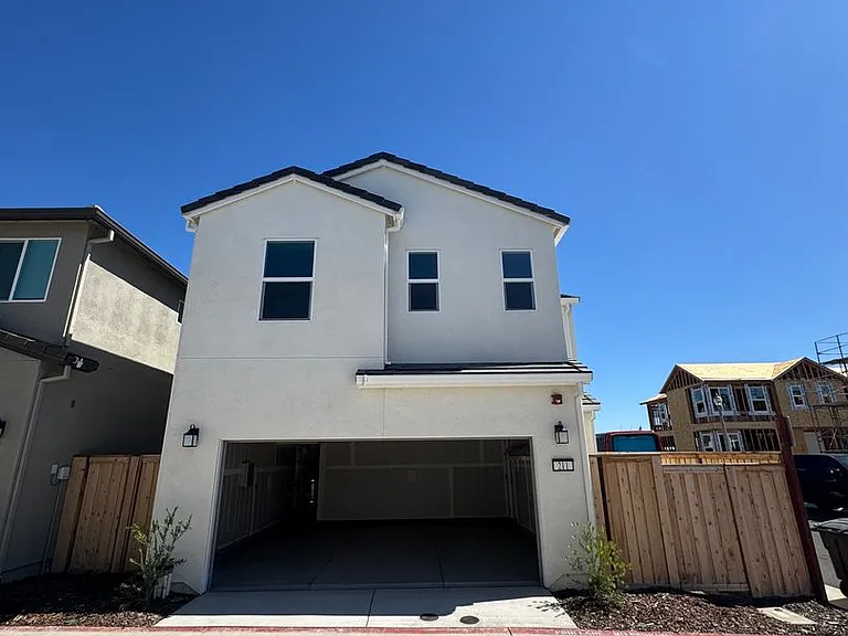 211 Stargaze Ln — Photo 24