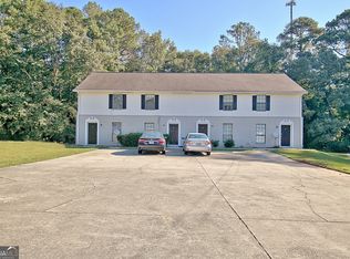 220 Meadowbrook Ct, Fayetteville, GA 30215