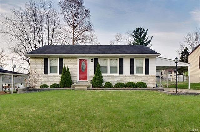 WELCOME to 11108 Pine Forest Dr.