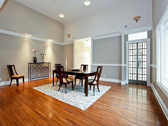 Contemporary Estate on 7 Acres