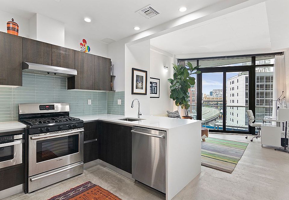 1st image of 4277 Hunter St APT 2A