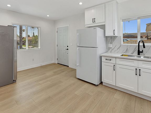 4th image of 1115 Broadmoor Ave #Adu