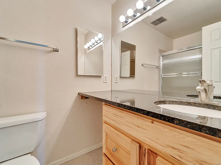 6414 W 113th Pl — Photo 10