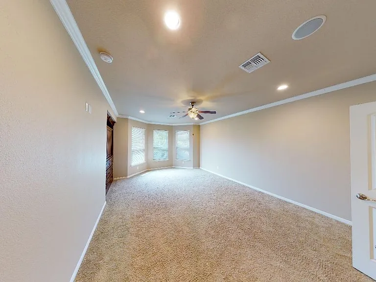 5705 Lipan Apache Bnd — Photo 22