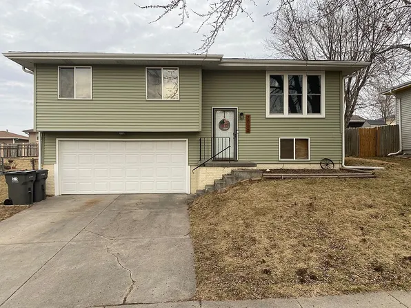 2000 NW 50th St, Lincoln, NE 68528