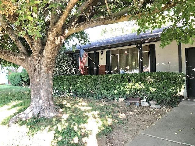 1st image of 572 Bryden Way
