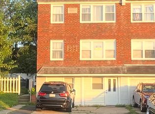 10833 Lockart Rd, Philadelphia, PA 19116