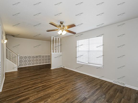 5th image of 6046 E 129th St