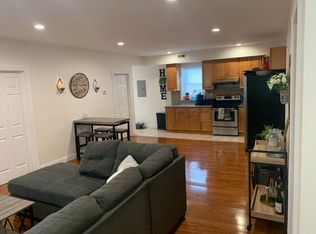 152 W 4th Ave #1F, Conshohocken, PA 19428