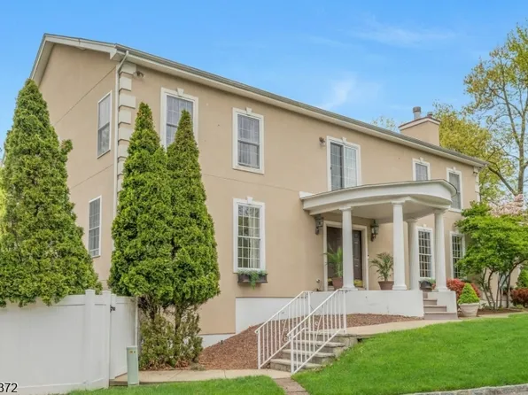 16 Lenape Trail, Montclair Twp., NJ 07043
