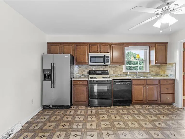 6743 Jasmine Cir — Photo 6