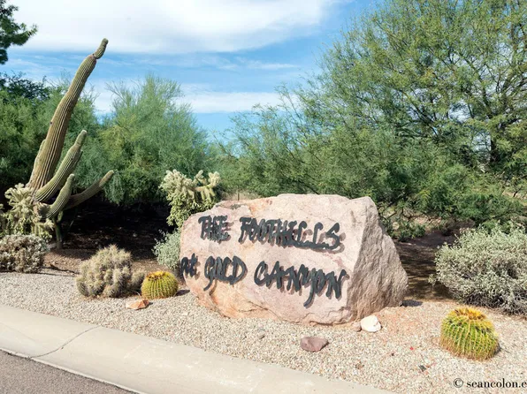 8886 E Civano Dr, Gold Canyon, AZ 85118