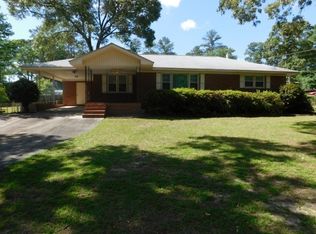 219 Choctaw St, Warner Robins, GA 31088