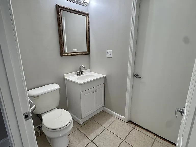 1403 Joyner Ave — Photo 5