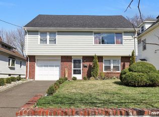 135 Pleasant Ave, Englewood, NJ 07631