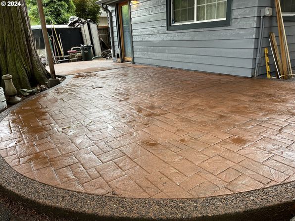 93 E Hillcrest Dr, Eugene, OR 97404