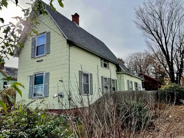 140 Wells St, Greenfield, MA 01301