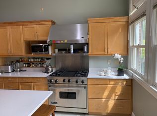 625 A St NE, Washington, DC 20002