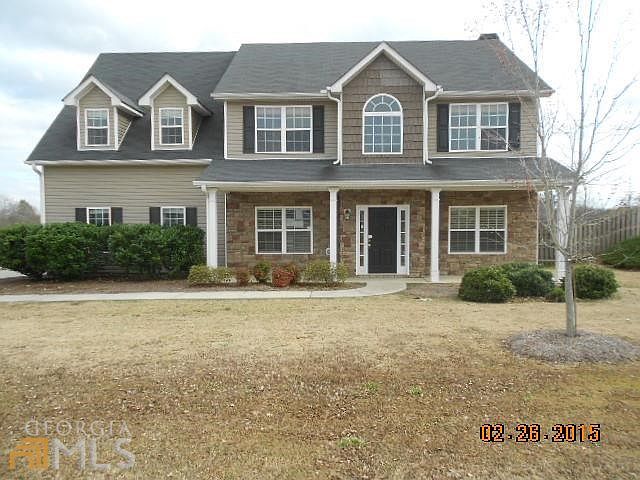 1st image of 136 Oakwood Dr