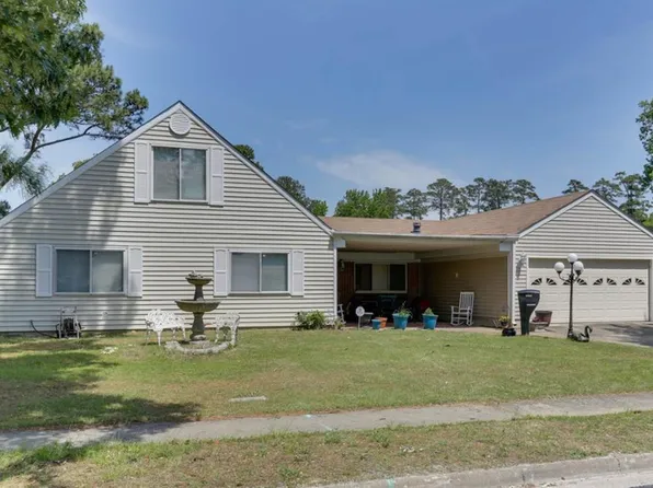 4312 Cambria Cir, Virginia Beach, VA 23455