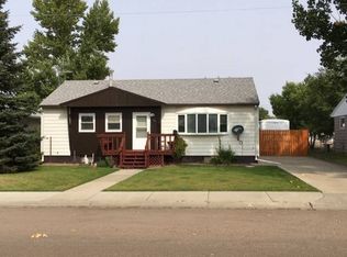 908 6th Ave N, Glasgow, MT 59230