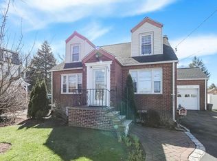 319 E Madison Ave, Dumont, NJ 07628