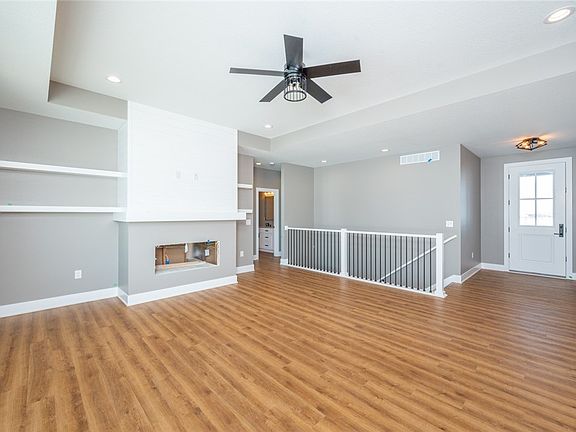 3rd image of 10532 90th Ave