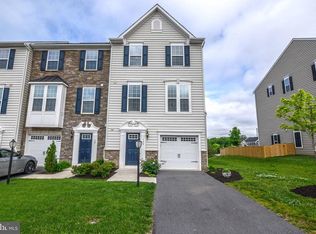 129 Trout Lily Dr, Lake Frederick, VA 22630