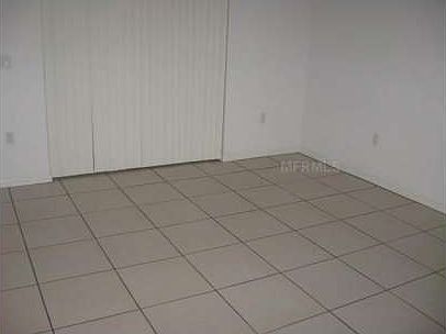 3rd image of 1919 Farrington Dr