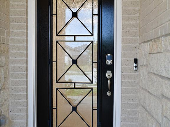 3rd image of 23111 Forebear Dr