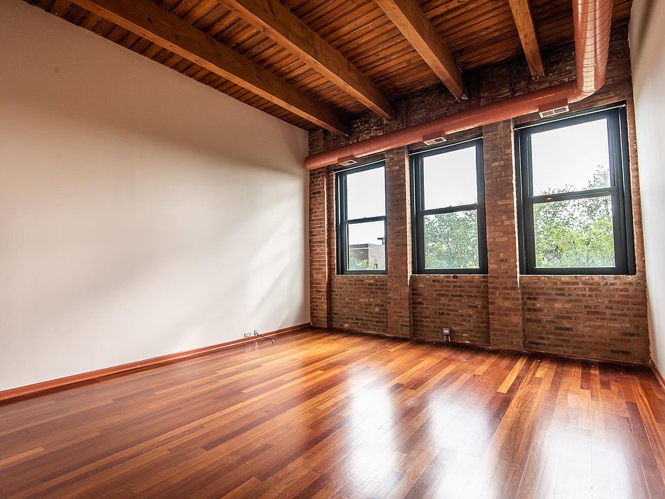1st image of 1122 W Newport Ave APT 3D