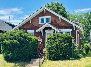 309 E 7th St, Muscatine, IA 52761